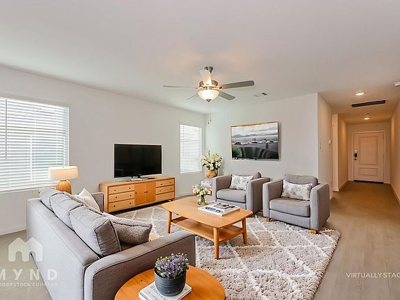 3rd image of 2761 Mistwood Dr
