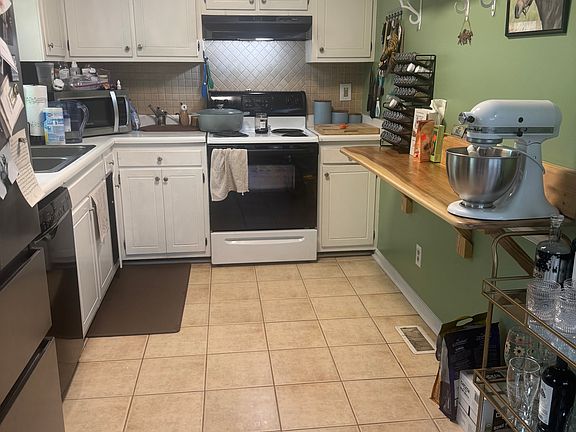 2nd image of 7529 Stuart Dr