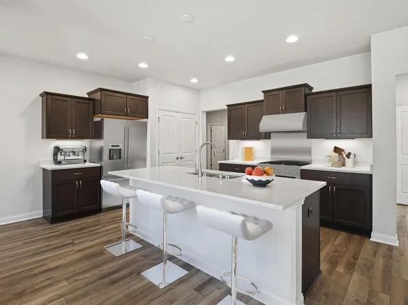 1432 Tenny AVENUE #101, Waukesha, WI 53189