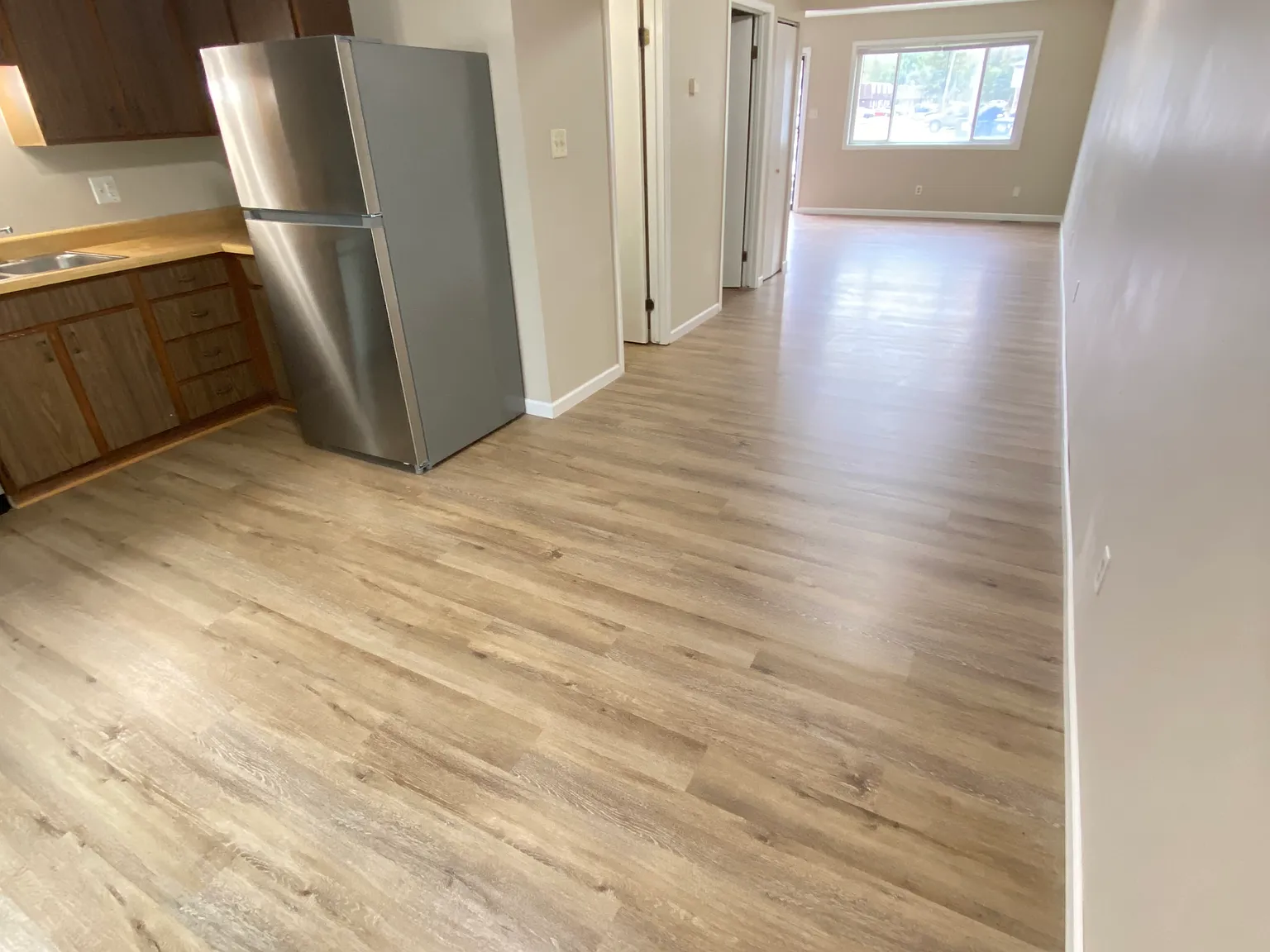 2 bed, 1.5 bath, 1200 sqft, $1,300 — Photo 4