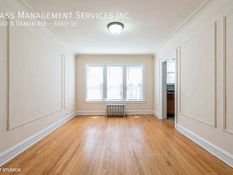 6660 N Damen Ave #1E — Photo 2