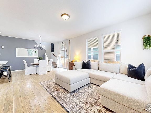 4th image of 6973 Isabell Ct #B