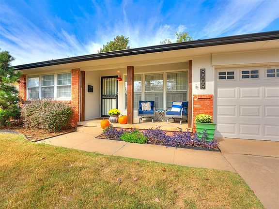 3rd image of 9809 Ashley Pl
