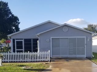 1653 Navidad St, The Villages, FL 32162