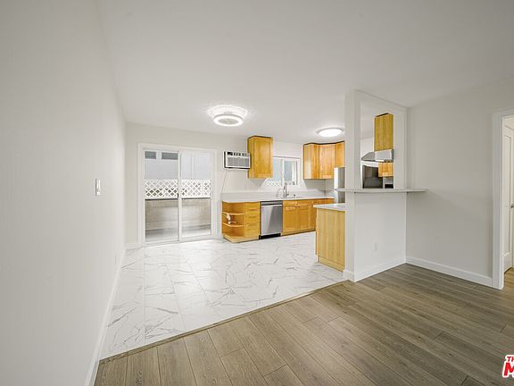 5th image of 5232 Corteen Pl Unit 29