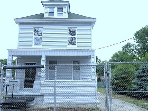 2nd image of 326 Newman Ave