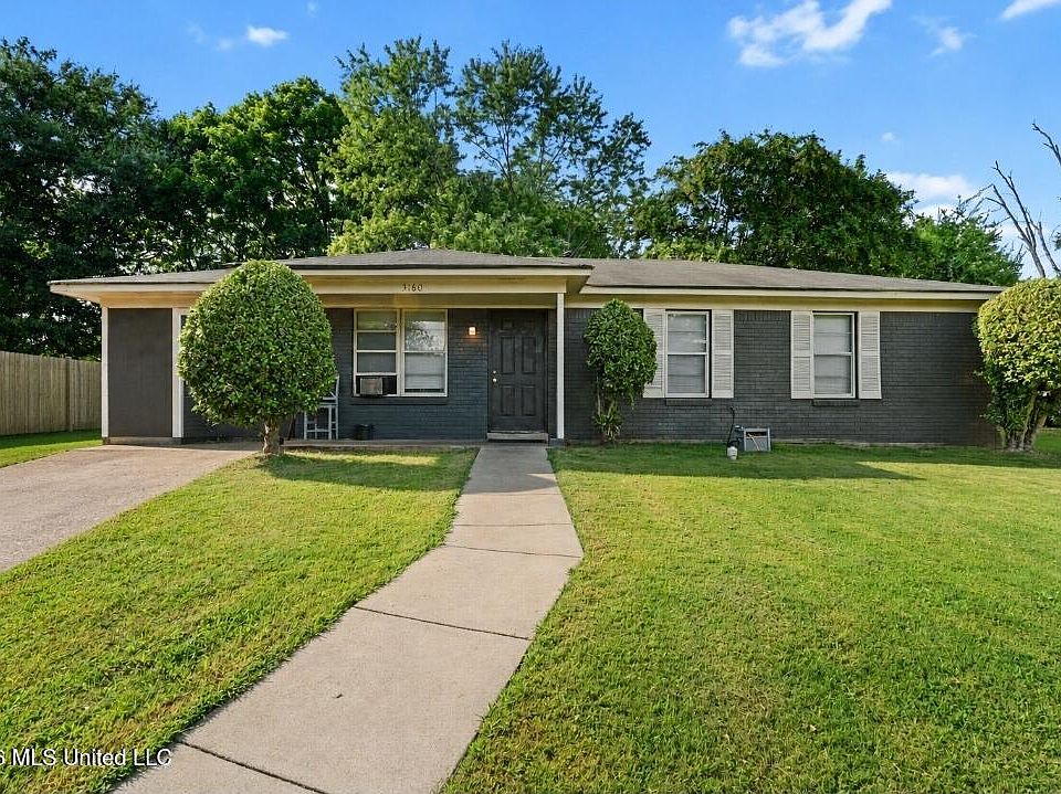 1st image of 3160 Forest Glen Dr