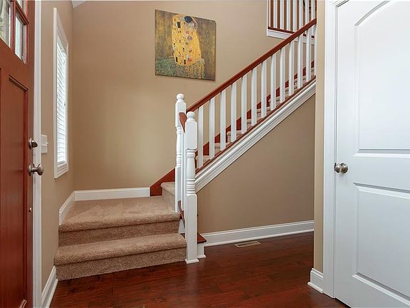 3rd image of 5522 Wycliffe Dr
