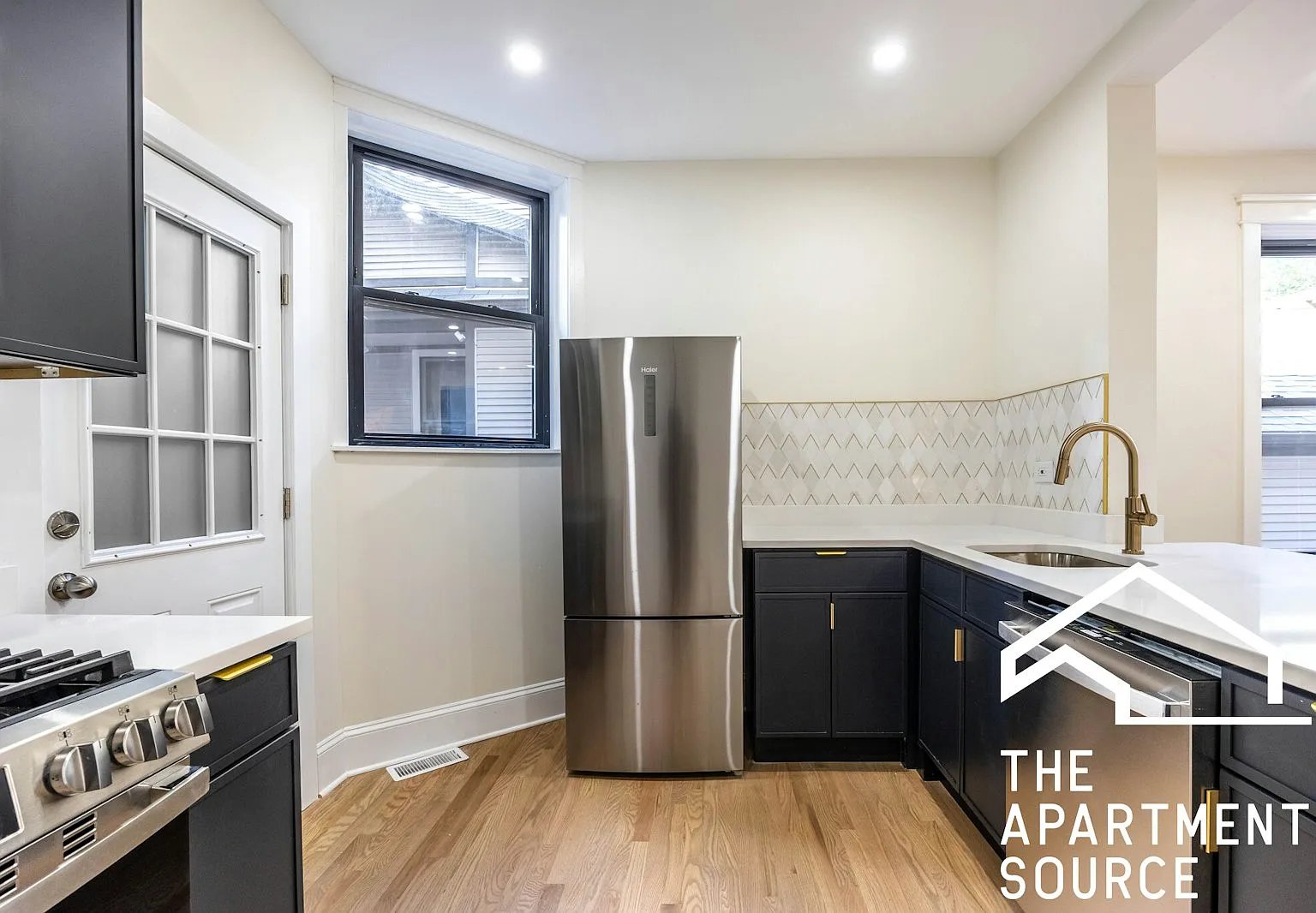 4638 North Hamilton Avenue, Unit 1N — Photo 2