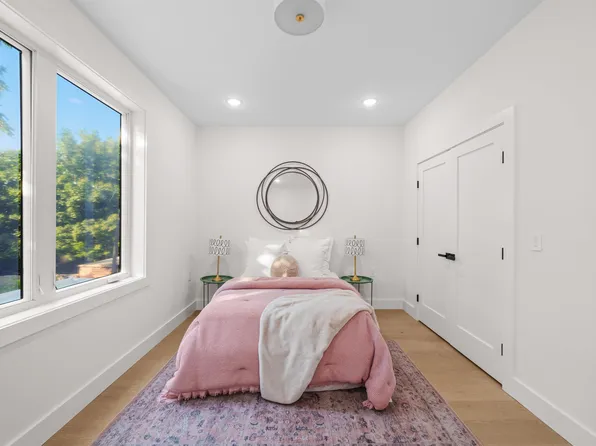 249 5 Halladay Street image 20 of 48