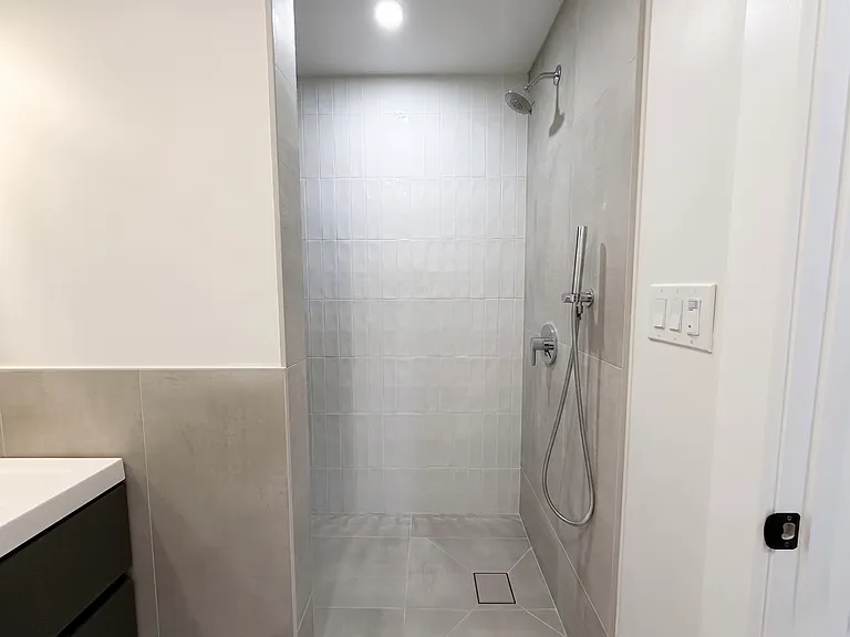 10 Pearl St #2 — Photo 25