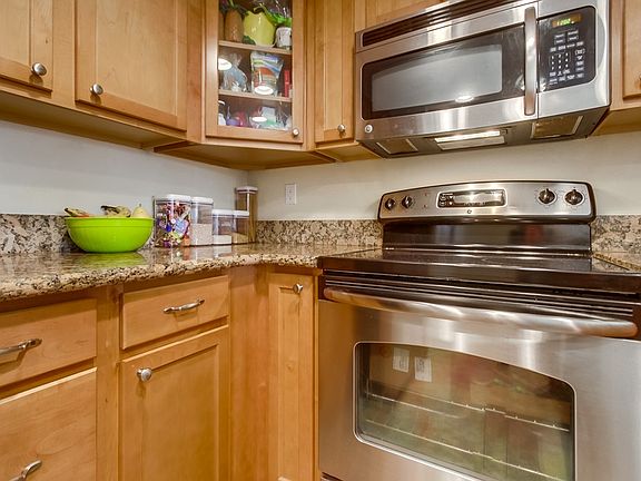 4th image of 15383 Maturin Dr Unit 217