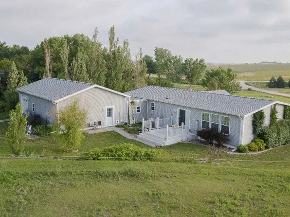 6830 58th Ave, Kearney, NE 68845