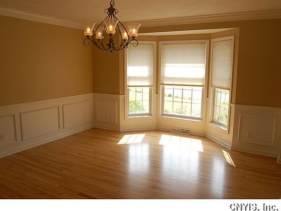 5th image of 4324 Trout Lilly Ln