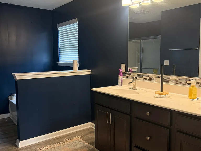 Upstairs_Master Bath
