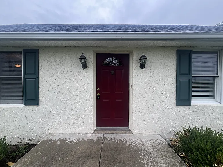 335 Maple St — Photo 3