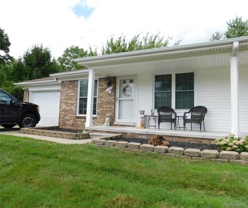 28091 Fair Oaks Ln APT 12, Harrison Township, MI, 48045