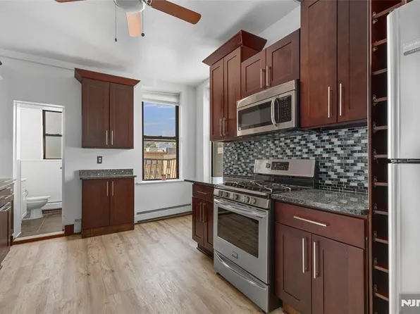 422 Madison St Unit 4R-7, Hoboken, NJ 07030