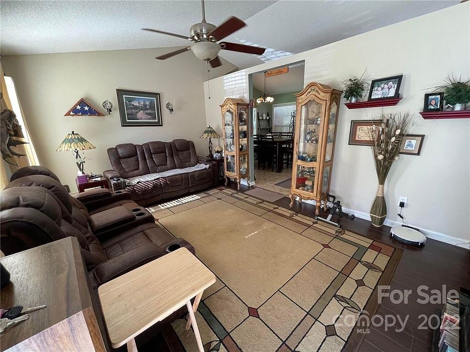 832 Saint Andrews Pl, Concord, NC 28025 Zillow