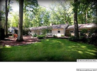86 Deepdale Dr, Middletown, NJ 07748