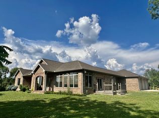 6268 County Road 2510, Pomona, MO 65789