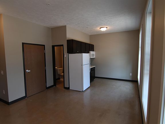 3rd image of 1421 P St #302