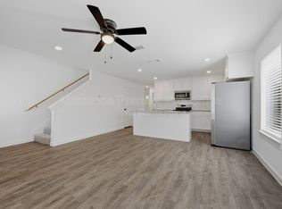 227 W Bond St, Denison, TX 75020