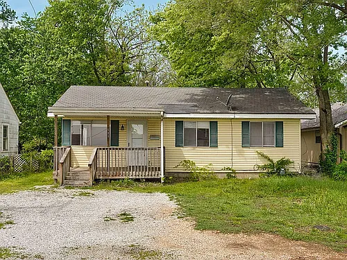 521 N Park Ave Photo 1