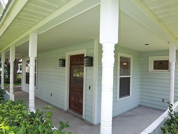 4th image of 550 35th Ave SW