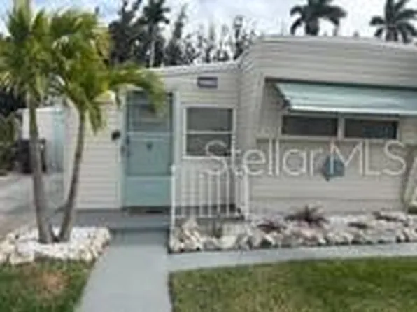 3717 115th Street Ct W, Bradenton, FL 34210