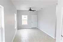 1816 Columbia St #D — Photo 4