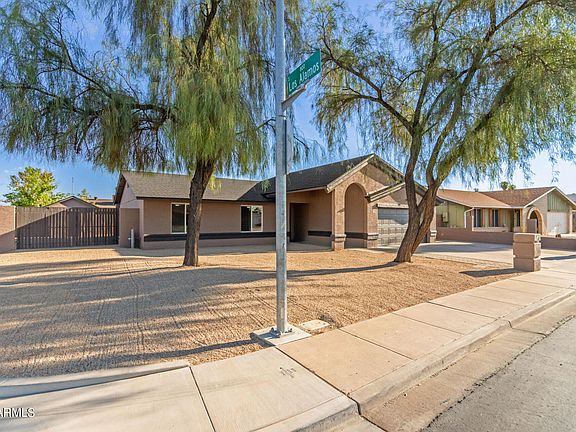 3rd image of 2961 E EMELITA Avenue