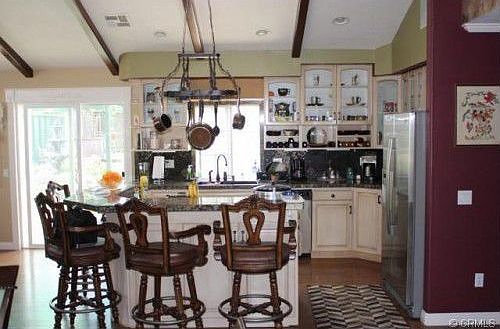 2nd image of 25681 Tallandsia Ct