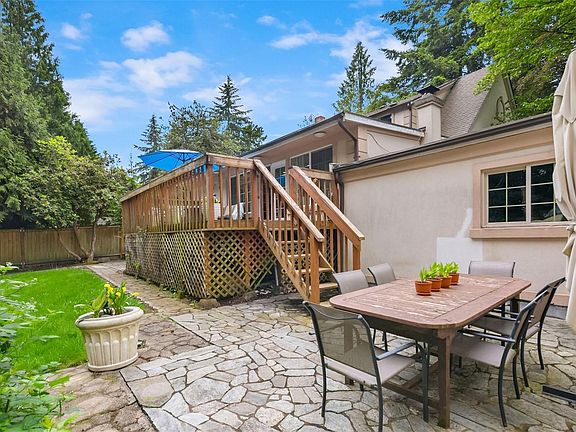 5th image of 8322 132nd Ave NE