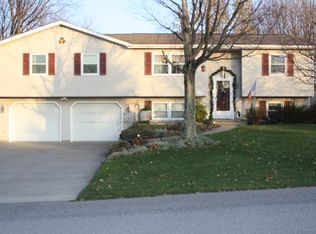 4215 Hartwig St, North East, PA