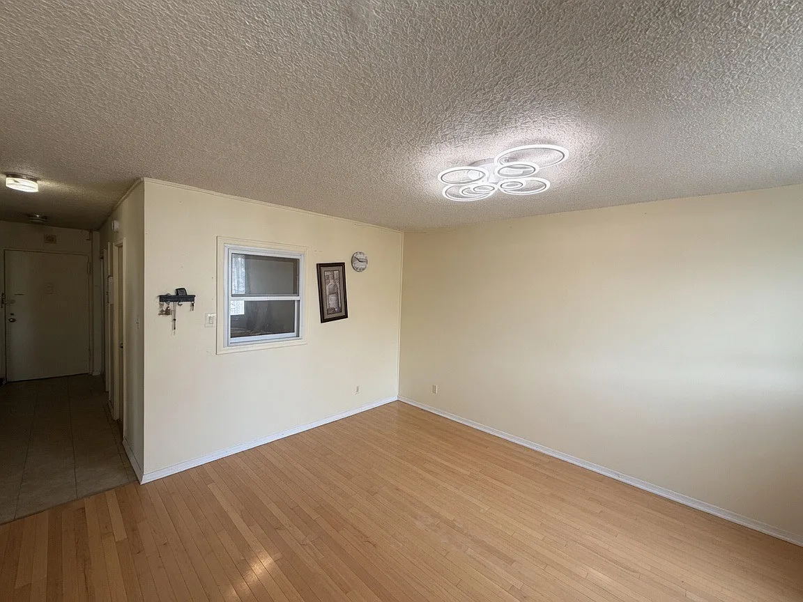1 bed, 700 sqft, $2,790 — Photo 3