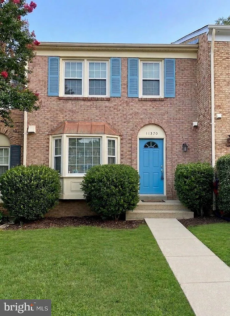 3 bed, 3.5 bath, 1878 sqft, $2,650 — Photo 1