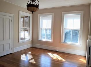 109 Main St APT A, Rockport, MA 01966