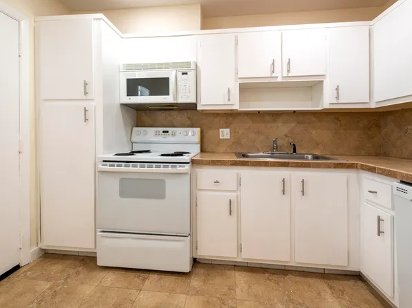 6061 N Falls Cir Drive #402, Lauderhill, FL 33319
