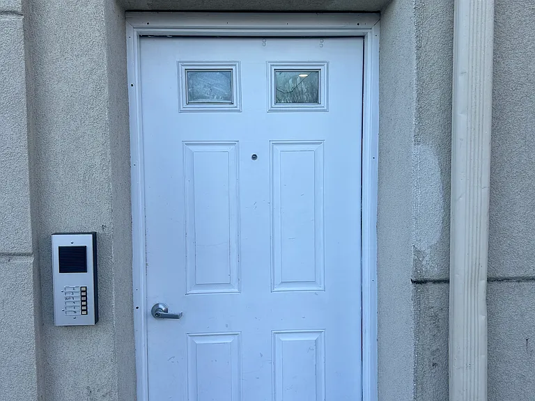 231 Dayton Ave #5 — Photo 1
