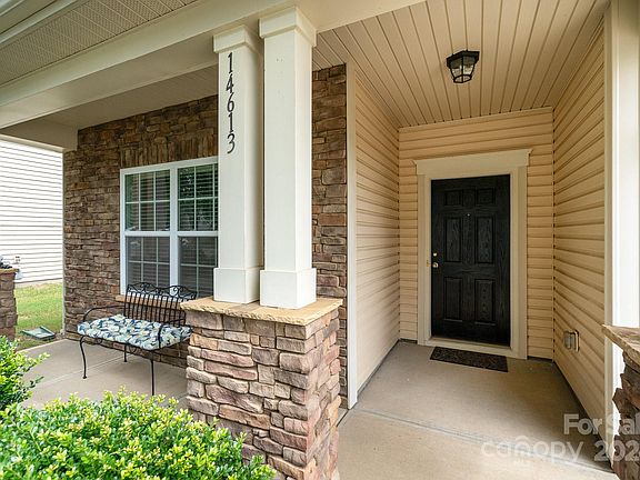 4th image of 14613 Glenduff Pl