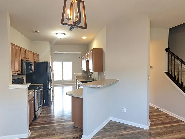 4613 Forestridge Commons Dr — Photo 2