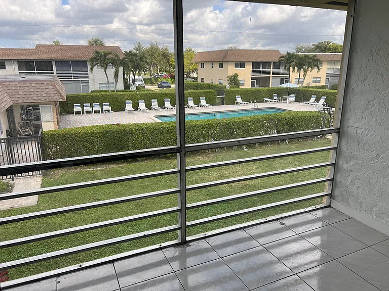 9911 Sandalfoot Blvd #111 — Photo 7