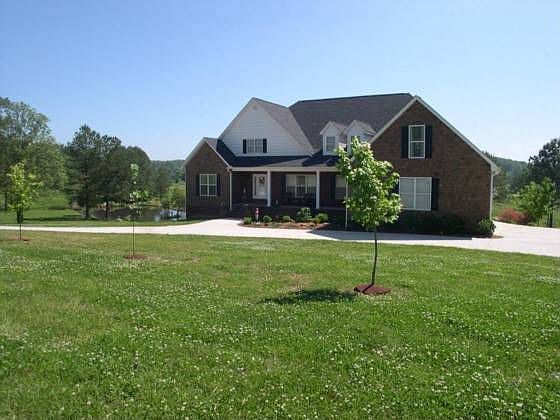 1st image of 298 Nina Dr NE