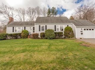 33 Gail St, Topsfield, MA 01983