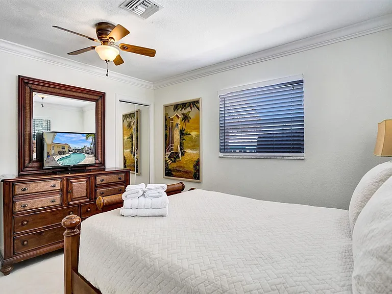 2051 Coral Reef Dr — Photo 28