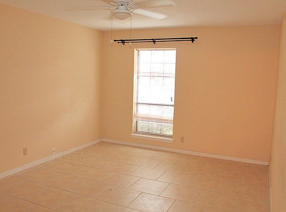 5th image of 551 Brockinton S #551