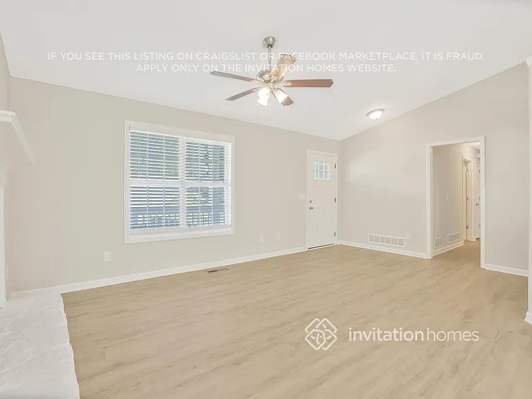 387 Tuscany Trce — Photo 3