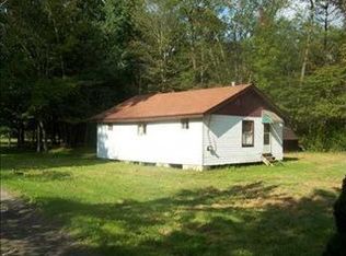 114 Goldenrod Ln, Ligonier, PA 15658