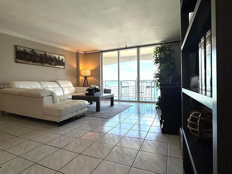 3800 S Ocean Dr #1816 — Photo 6